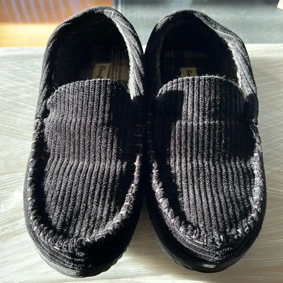 Men’s Dearfoams slippers - Picture 1 of 5